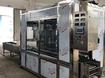 广州客户订购常州新区中策机械六桶灌装机发货现场